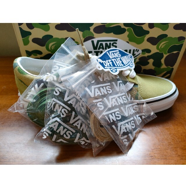 A BATHING APE(アベイシングエイプ)の★【新品未使用】BAPE X VANS ABC CAMO OLD SKOOL M レディースの靴/シューズ(スニーカー)の商品写真