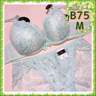 新品✿B75/M✿SexyMagic✿ブラ＆ショーツ＜ミント系＞✿1603(ブラ&ショーツセット)