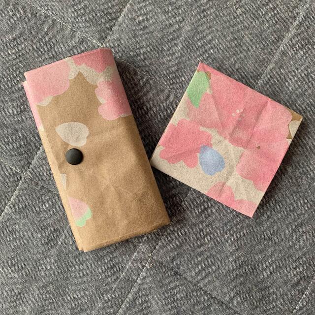 紙袋桜バージョン　コインケース付きカード入れ ハンドメイドのファッション小物(キーケース/名刺入れ)の商品写真