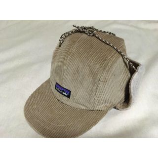 パタゴニア(patagonia)の新品 patagonia コーデュロイイヤーフラップキャップ L 廃番希少品(キャップ)