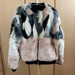 ベルシュカ(Bershka)のBershka ファージャケット(毛皮/ファーコート)