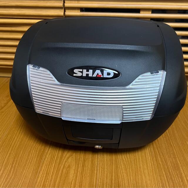 SHAD(シャッド) SH40 トップケース 無塗装ブラック SH40 SH40