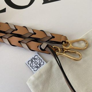 LOEWE - LOEWE ロエベ シン ブレイデッドストラップ 編み込み