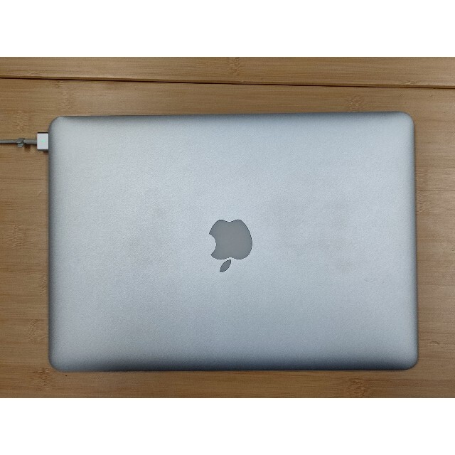 ジャンクAPPLE MacBook Air MACBOOK AIR MD761JノートPC