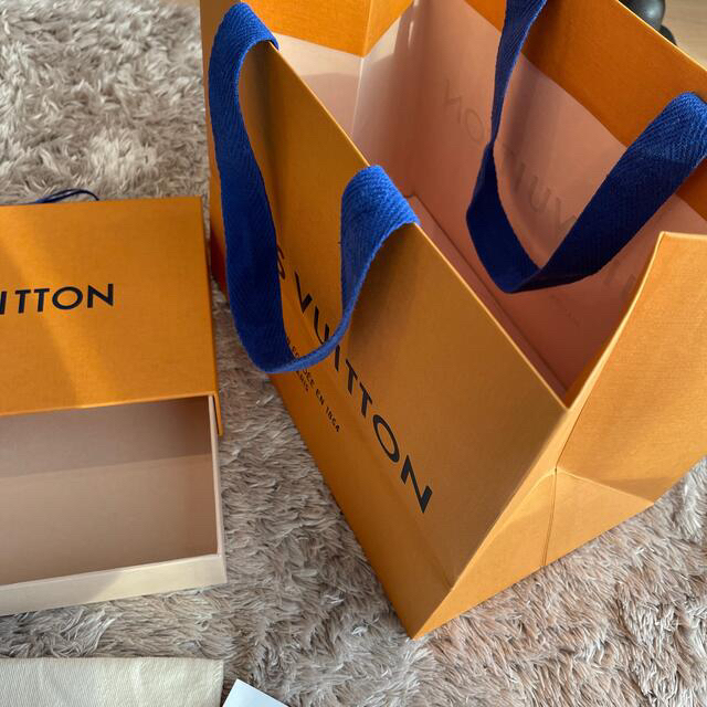LOUIS VUITTON(ルイヴィトン)のルイヴィトン空箱　【財布用】 レディースのバッグ(ショップ袋)の商品写真