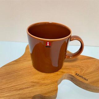 イッタラ(iittala)のiittala イッタラティーマ　日本未発売ヴィンテージブラウン　マグ300ml(食器)