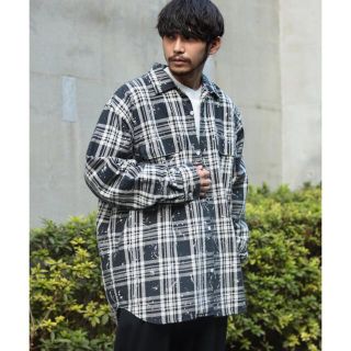 ビームス(BEAMS)の【新品未使用】BEAMS ルーズ ペイント シャツ ブラック(シャツ)