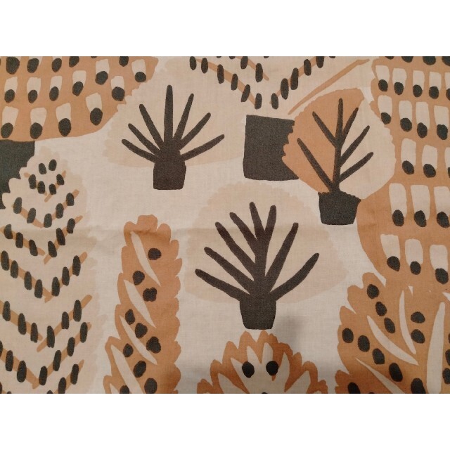 marimekko marimekko メトサンヴァキ 生地 廃盤 metsanvaki マリメッコの通販 by ayukikori マリメッコ METSANVAKI メトサンヴァキ生地