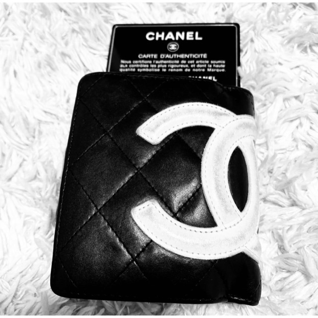 CHANEL(シャネル)の★CHANELシャネル   カンボンライン二つ折り財布★ レディースのファッション小物(財布)の商品写真