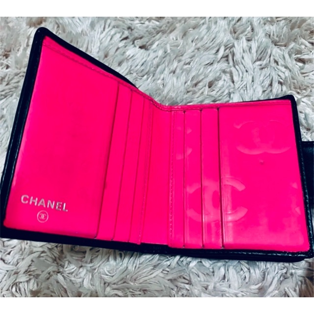 CHANEL(シャネル)の★CHANELシャネル   カンボンライン二つ折り財布★ レディースのファッション小物(財布)の商品写真