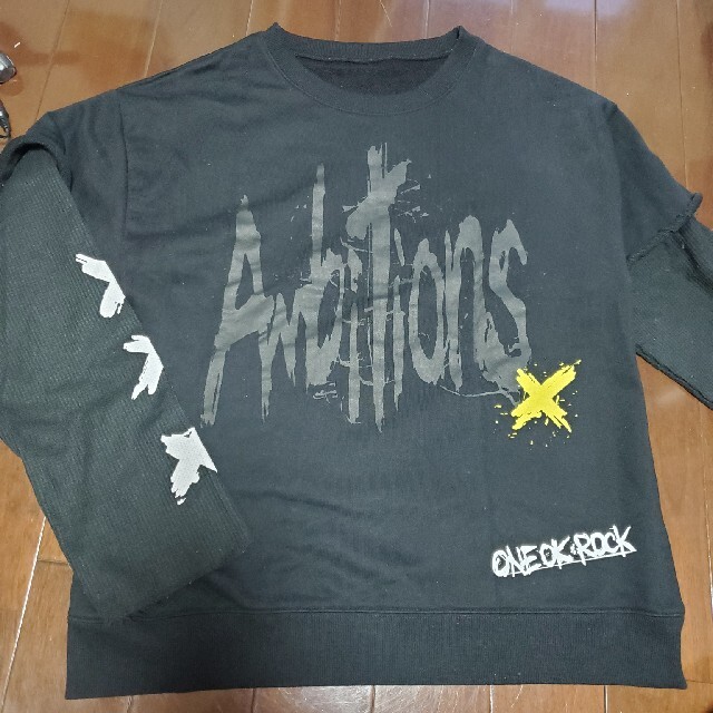 ONE OK ROCK(ワンオクロック)のONE OK ROCK トレーナー メンズのトップス(Tシャツ/カットソー(七分/長袖))の商品写真