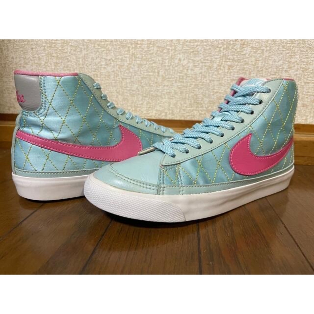 NIKE(ナイキ)のNIKE WMNS BLAZER MID '09 ND 23.5cm レディースの靴/シューズ(スニーカー)の商品写真