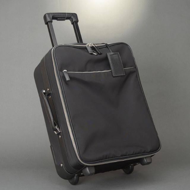 最愛 超美品♡PRADAプラダ - PRADA キャリーバッグ2輪 ブラック 旅行鞄 トランクカート スーツケース/キャリーバッグ