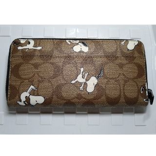 コーチ(COACH)のCOACH★新作スヌーピーコラボ ピーナッツ ポケット長財布 シグネチャー(財布)