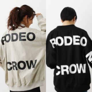 ロデオクラウンズワイドボウル(RODEO CROWNS WIDE BOWL)の最新ライトベージュとブラック オーバーサイズブルゾン(ブルゾン)