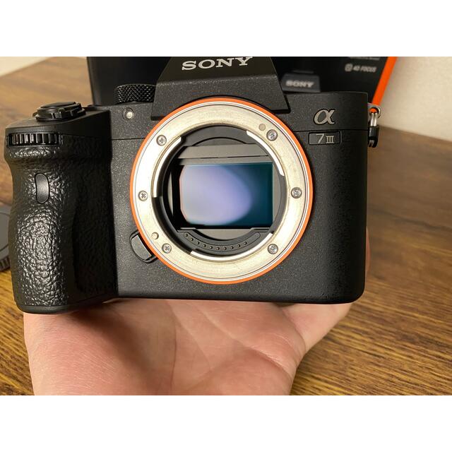 大型セール ( 美品 )SONY α7 III ILCE-7M3 ミラーレス一眼 rb2eng.com.br