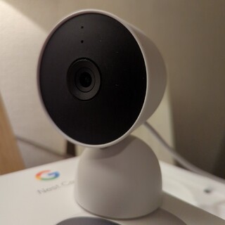 グーグル(Google)の新品同様 Google Nest Cam 屋内用電源アダプター式(防犯カメラ)