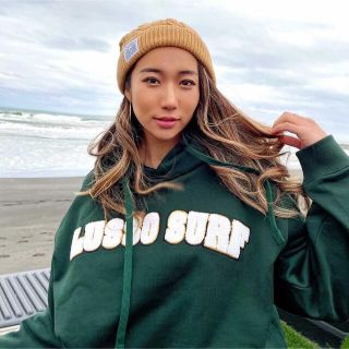 ニューエラー(NEW ERA)のストリート系☆LUSSO SURF ニットキャップ　ベージュ　RVCA(キャップ)