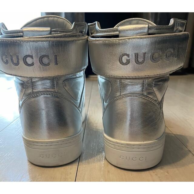 Gucci(グッチ)の正規品 GUCCIシルバースニーカー メンズの靴/シューズ(スニーカー)の商品写真