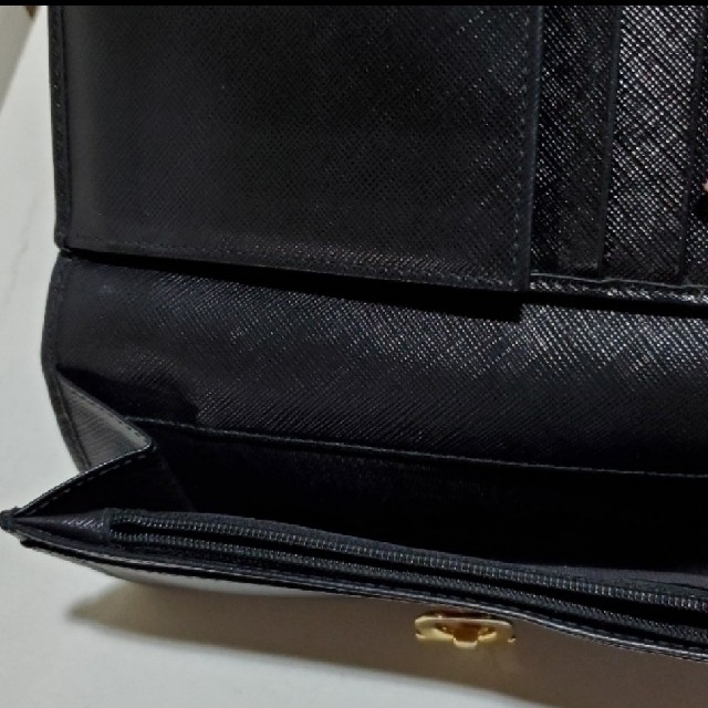 Salvatore Ferragamo(サルヴァトーレフェラガモ)のサルバトーレフェラガモ　レザー長財布　ブラック レディースのファッション小物(財布)の商品写真