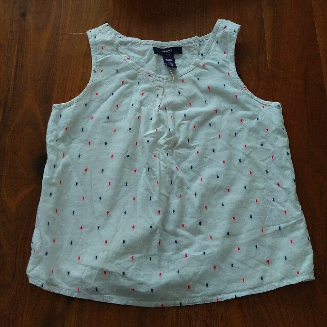 GAP Kids(ギャップキッズ)のGapkids ノースリーブトップス 120 キッズ/ベビー/マタニティのキッズ服女の子用(90cm~)(Tシャツ/カットソー)の商品写真