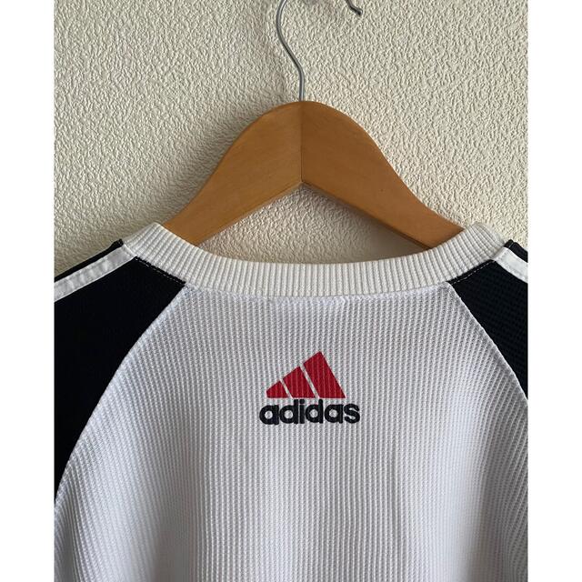 adidas(アディダス)のadidas 90s Tシャツ　万国旗タグ ロゴプリント　ビッグロゴ　白　銀タグ メンズのトップス(Tシャツ/カットソー(半袖/袖なし))の商品写真