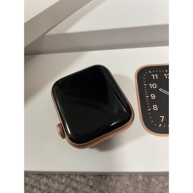 りさ様専用ApplewatchSE ゴールドアルミニウム40mm GPSモデル-