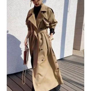 アメリヴィンテージ(Ameri VINTAGE)のMINIMAL FLARE LONG TRENCH COAT アメリヴィンテージ(トレンチコート)