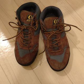 ジーティーホーキンス(G.T. HAWKINS)のGTホーキンストラッキングシューズ(登山用品)