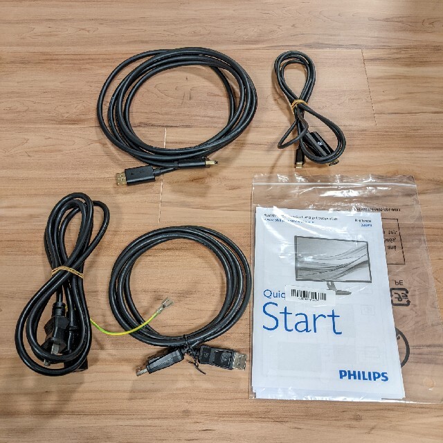 PHILIPS 328P6VJEB/11 31.5型 4k 液晶モニター PHILIPS 328P6VJEB/11 31.5型 4k 液晶モニター
