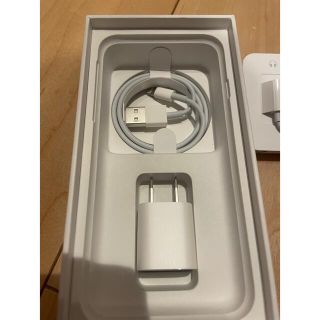 iPhone - iPhone7 箱と付属品一式(イヤホン、充電器、シール)の通販