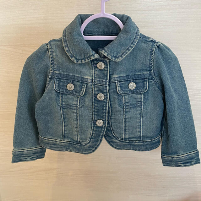 babyGAP(ベビーギャップ)のbaby Gap デニムジャケット　12-18m キッズ/ベビー/マタニティのベビー服(~85cm)(ジャケット/コート)の商品写真