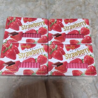 メイジ(明治)の明治　meiji ストロベリーチョコレート　26枚×4箱(菓子/デザート)