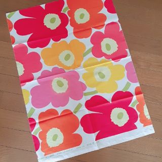 マリメッコ(marimekko)のマリメッコ生地   ピエニウニッコ(生地/糸)