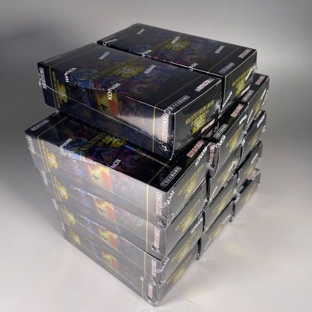 新品未開封】遊戯王 HISTORY ARCHIVE COLLECTION 新品未開封】遊戯王 HISTORY ARCHIVE COLLECTION
