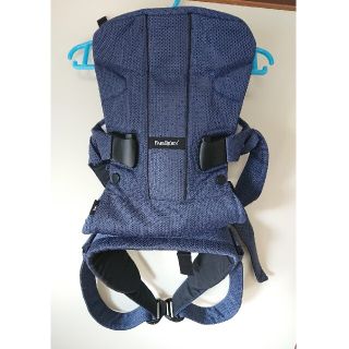 ベビービョルン(BABYBJORN)のベビービョルン 抱っこ紐 ONE メッシュ ベビーキャリア ワン(抱っこひも/おんぶひも)