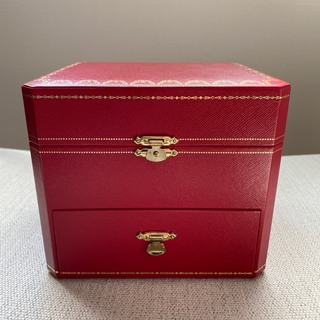 Cartier カルティエネックレスボックス