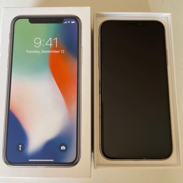 iPhone X 本体 64GB シルバー