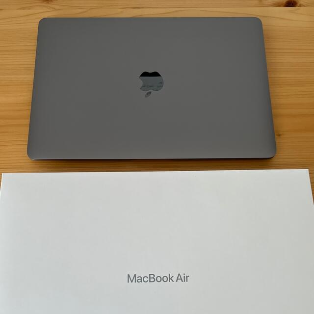 13.3 MacBook Air8コアCPU 7コアGPU  M1スペースグレイ