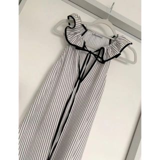 ザラ(ZARA)のザラ　ワンピース　ZARA(ロングワンピース/マキシワンピース)