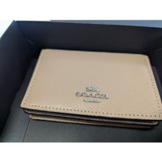 コーチ(COACH)のCoach コーチ　名刺入れ　ベージュ(名刺入れ/定期入れ)