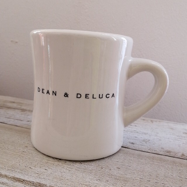 DEAN & DELUCA(ディーンアンドデルーカ)のDEAN&DELUCA*マグカップ インテリア/住まい/日用品のキッチン/食器(グラス/カップ)の商品写真