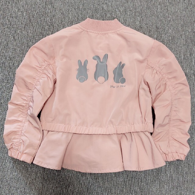 女の子用 ピンクジャケット(韓国PAW in PAW、ウサギ) キッズ/ベビー/マタニティのキッズ服女の子用(90cm~)(ジャケット/上着)の商品写真