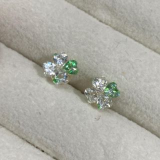 ジュエリーツツミ(JEWELRY TSUTSUMI)の18K 四つ葉 クローバー ピアス 四葉 ツツミ エステール(ピアス)