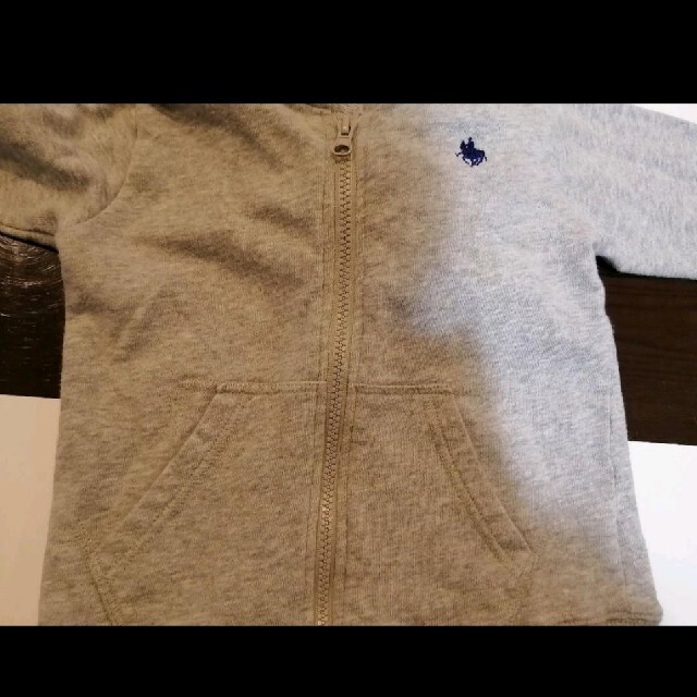 POLO RALPH LAUREN(ポロラルフローレン)のPOLO　Baby　グレー　パーカー　男の子　女の子 キッズ/ベビー/マタニティのキッズ服男の子用(90cm~)(ジャケット/上着)の商品写真