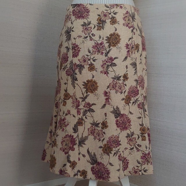 レディース 花柄 ひざ丈スカート レディースのスカート(ひざ丈スカート)の商品写真