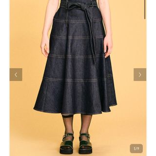 ランバンオンブルー(LANVIN en Bleu)の今季　デニムフレアスカート(ひざ丈スカート)