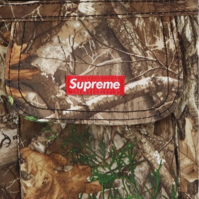 Supreme(シュプリーム)のシュプリーム 19AW Shoulder Bag カモ柄ショルダーバッグ メンズのバッグ(ショルダーバッグ)の商品写真