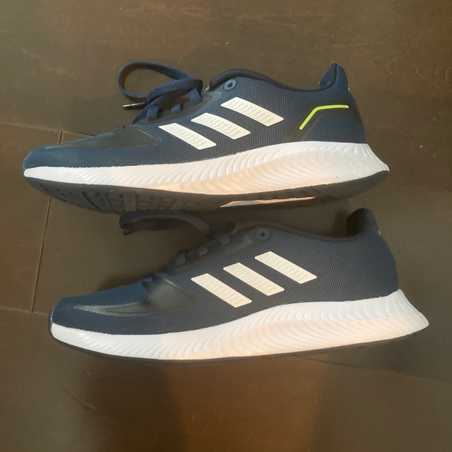 adidas(アディダス)のちろちゃん様　☆ 専用　adidas スニーカー　22.5cm キッズ/ベビー/マタニティのキッズ靴/シューズ(15cm~)(スニーカー)の商品写真