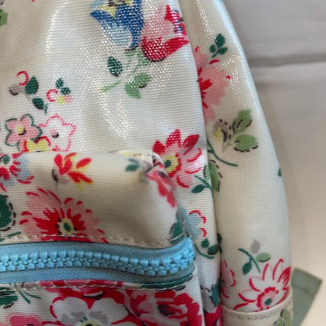 Cath Kidston(キャスキッドソン)のキャスキッドソン　リュック　ジュニア　花 キッズ/ベビー/マタニティのこども用バッグ(リュックサック)の商品写真